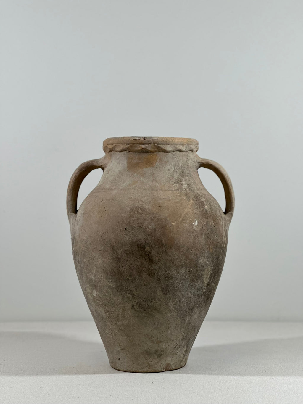 Avanos Belted Mouth Pot