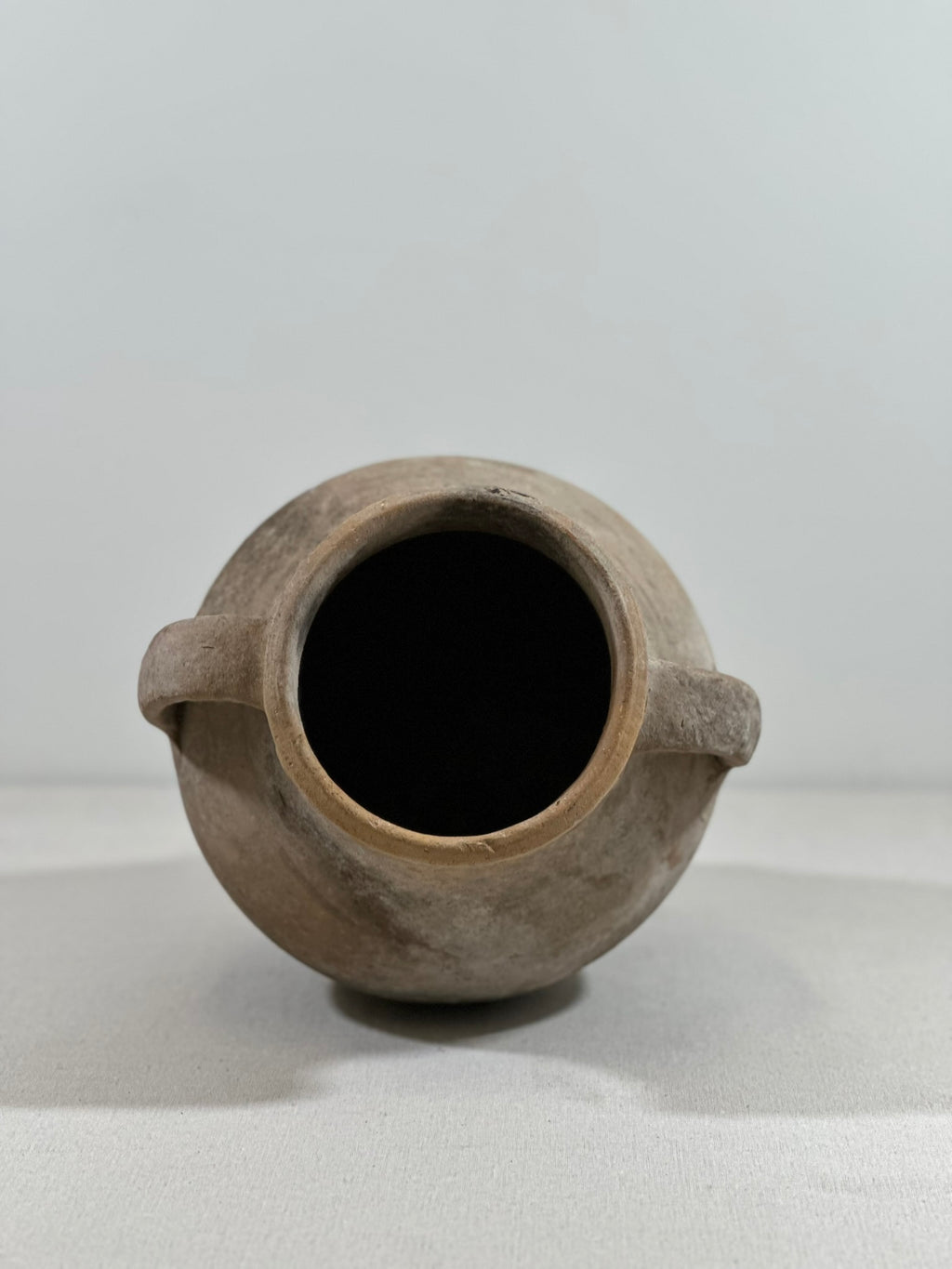 Avanos Belted Mouth Pot